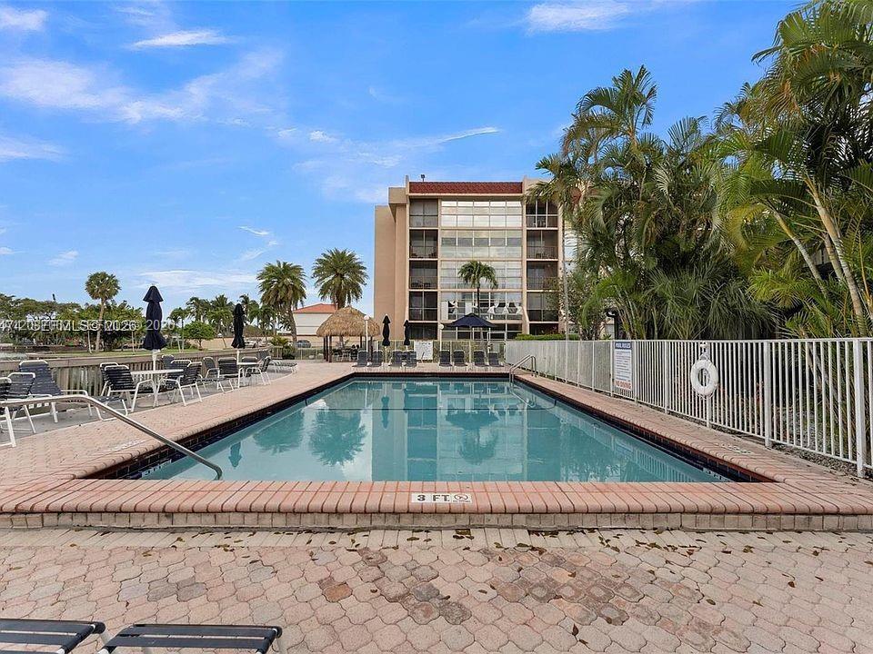 2101 Atlantic Shores Blvd 207, Hallandale Beach, Florida 33009, Stati Uniti