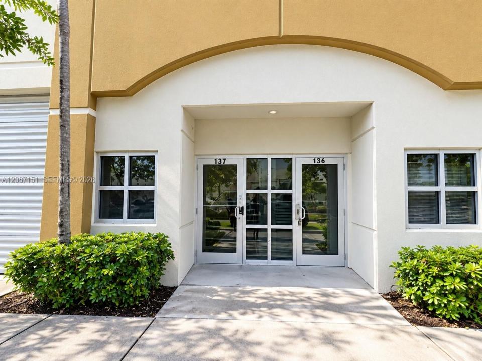 2061 NW 112th Ave 137, Sweetwater, Florida 33172, USA