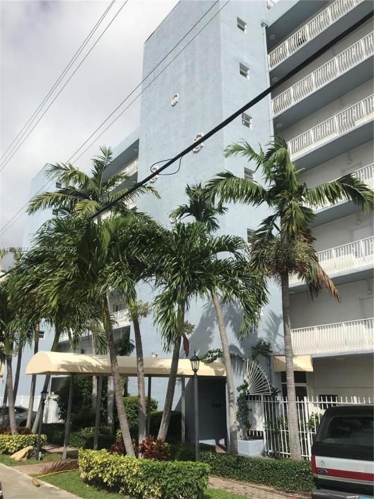 677 NE 24 th 704, Miami, Florida 33137, Stati Uniti