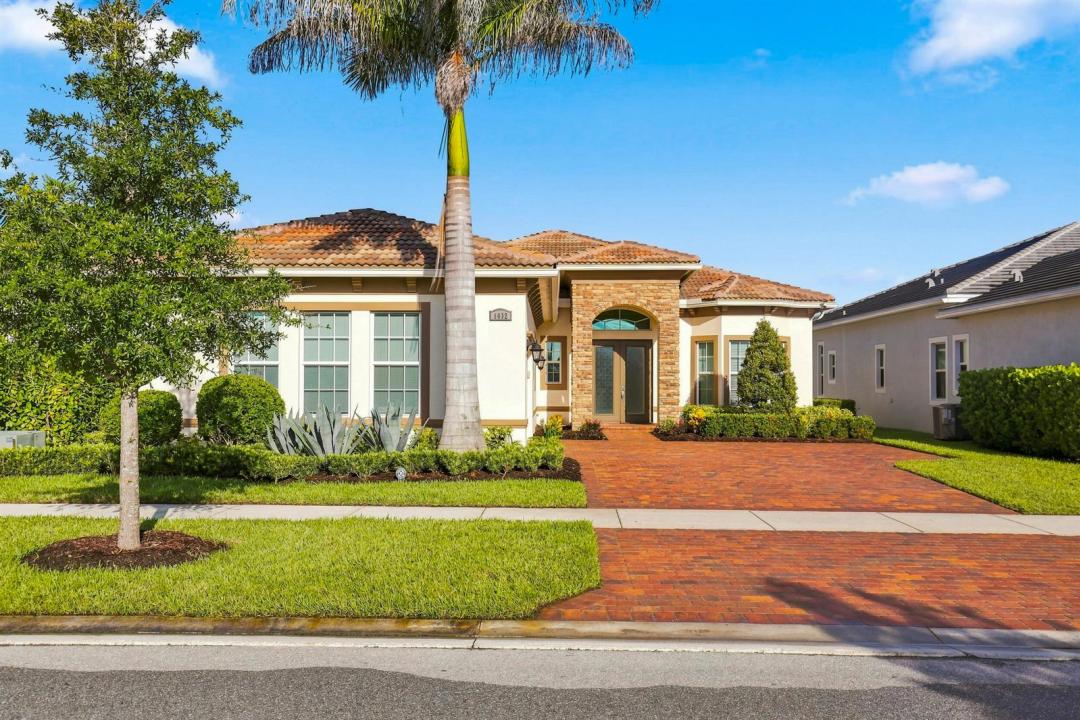 8632 SW Felicita Way, Port St. Lucie, Floride 34987, États-Unis