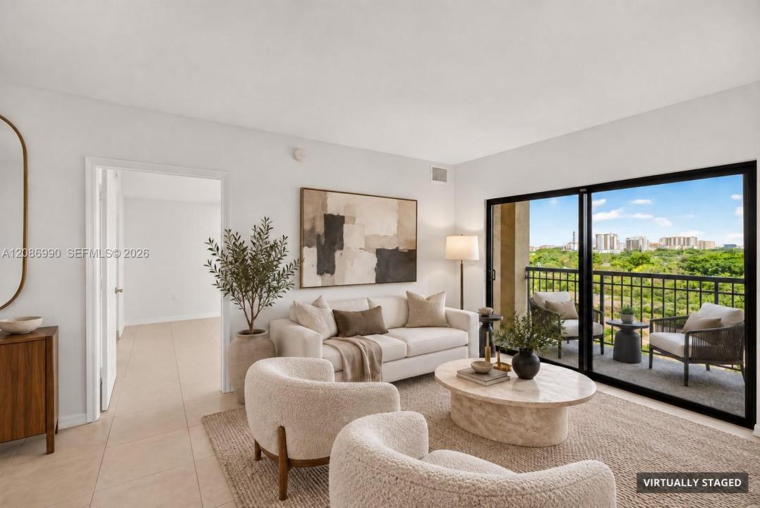 3530 SW 22nd St 805, Miami, Floride 33145, États-Unis