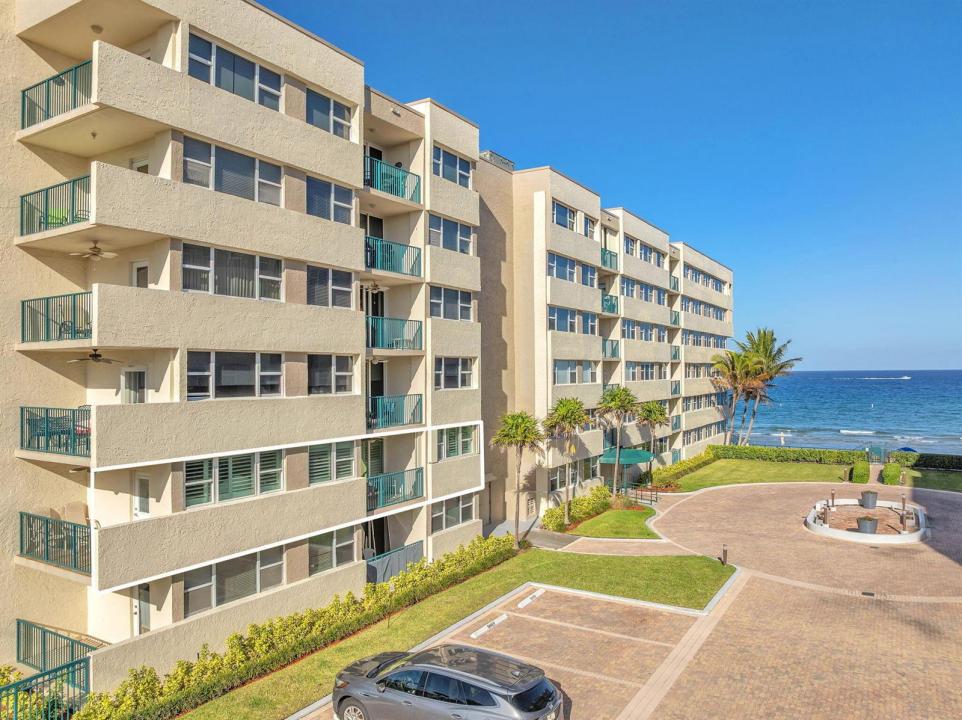1239 HILLSBORO MILE 202, Hillsboro Beach, Floride 33062, États-Unis