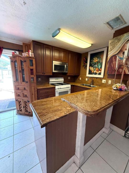 1441 W Central Street, Lantana, Floride 33462, États-Unis