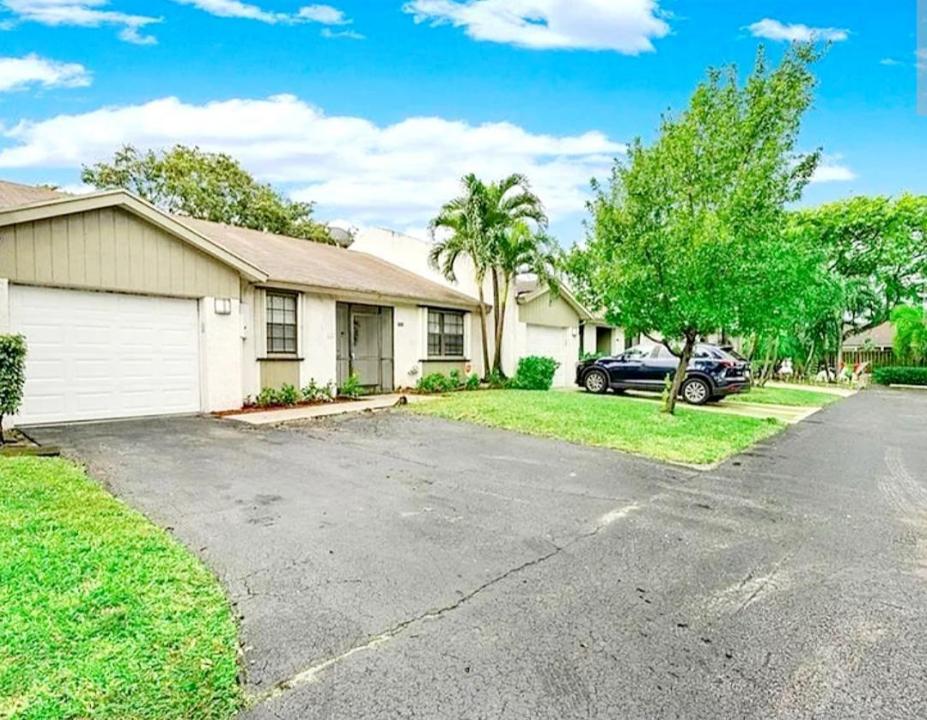 904 NW 50TH Court, Deerfield Beach, Floride 33064, États-Unis