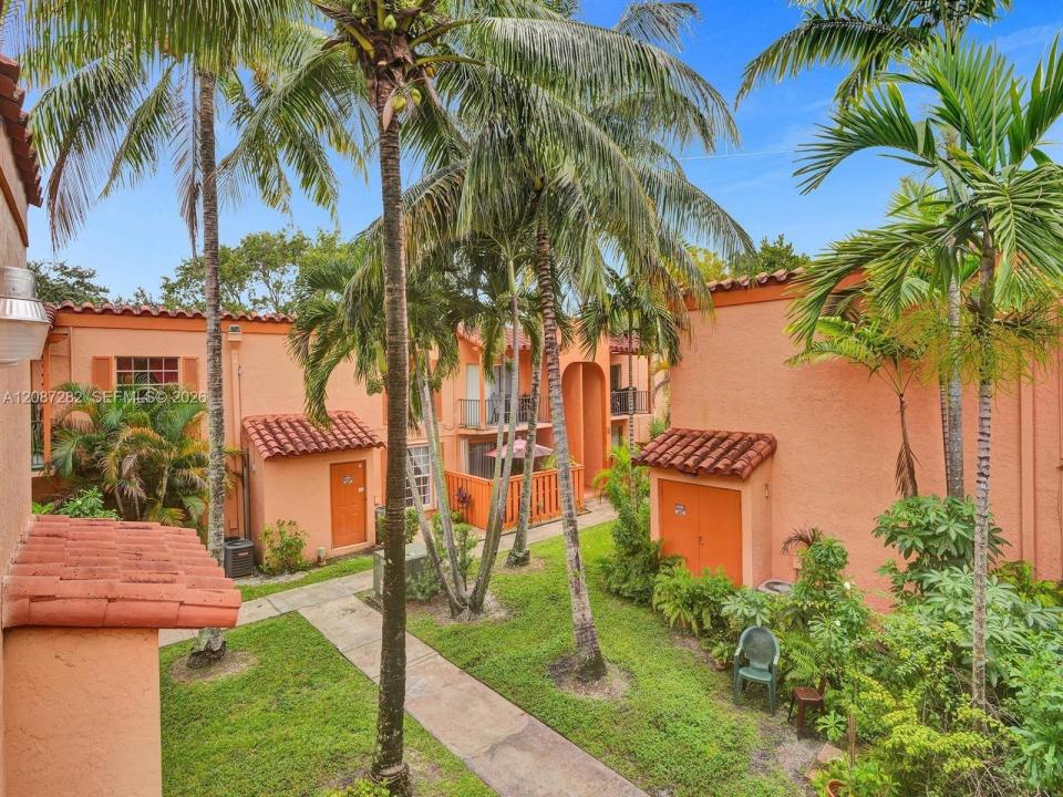 7111 Miami Lakes Dr N4, Miami Lakes, Floride 33014, États-Unis