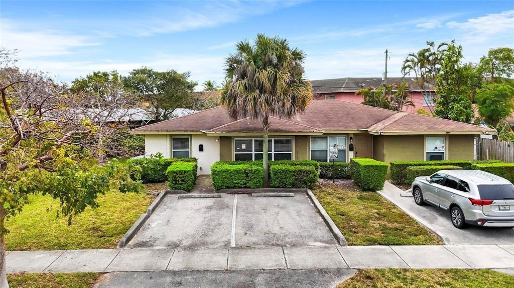 330 Avondale Drive, Pompano Beach, Florida 33060, USA