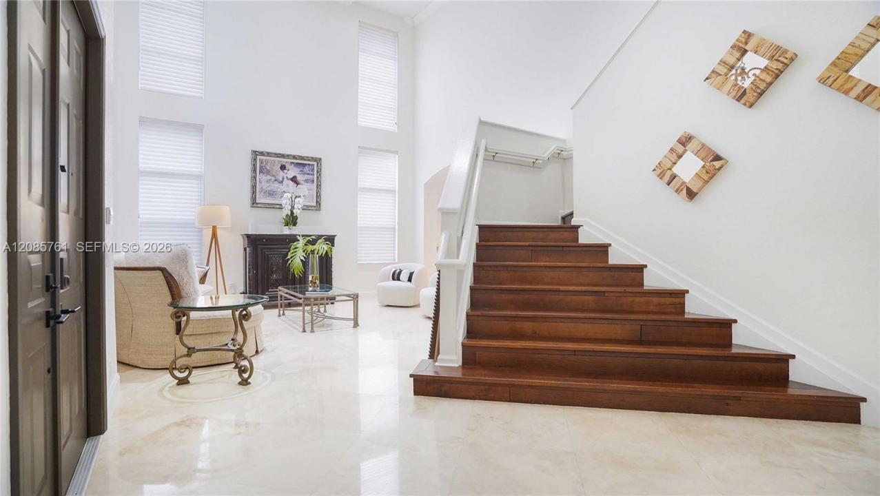 1606 Victoria Pointe Cir, Weston, Florida 33327, USA