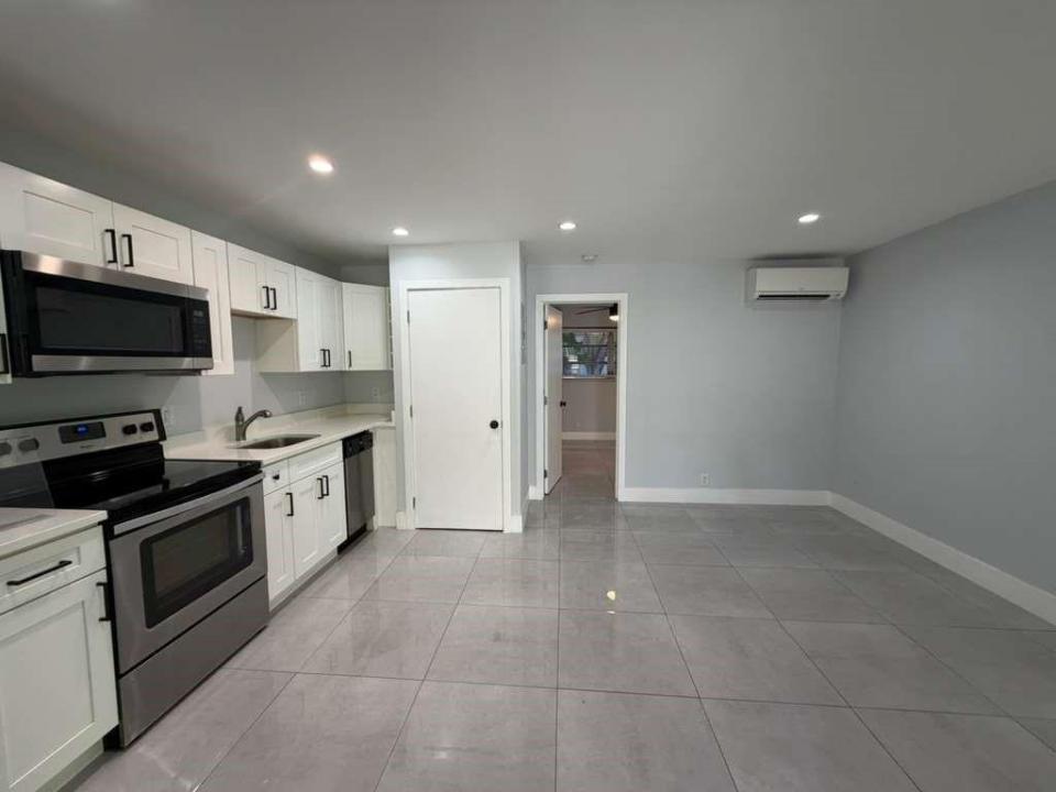 820 N Victoria Park Road 3, Fort Lauderdale, Floryda 33304, USA