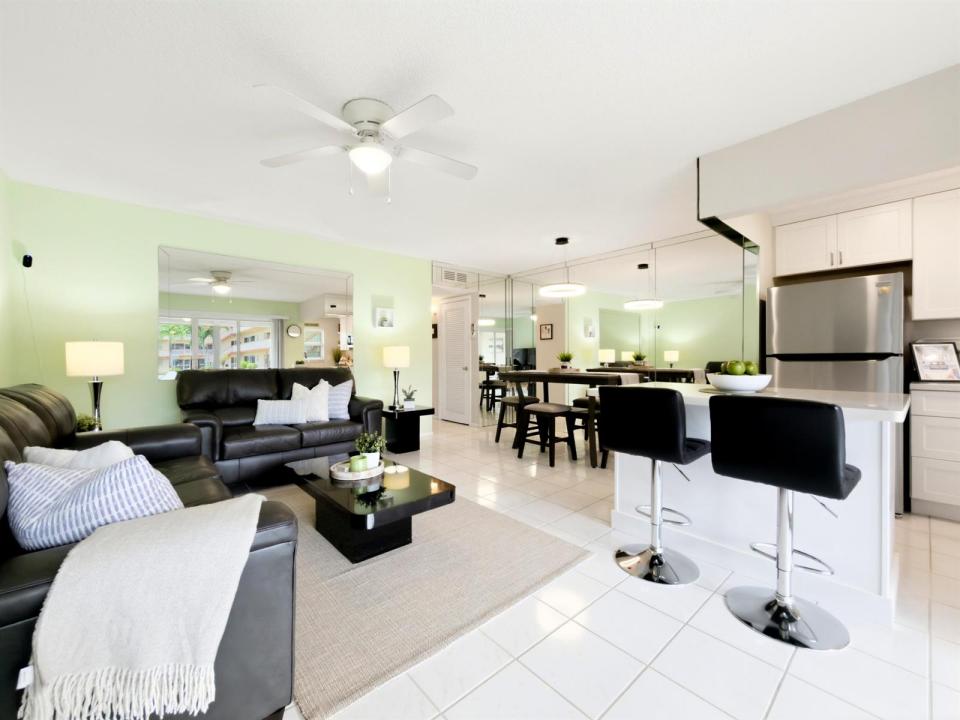 5300 WASHINGTON Street O124, Hollywood, Floride 33021, États-Unis