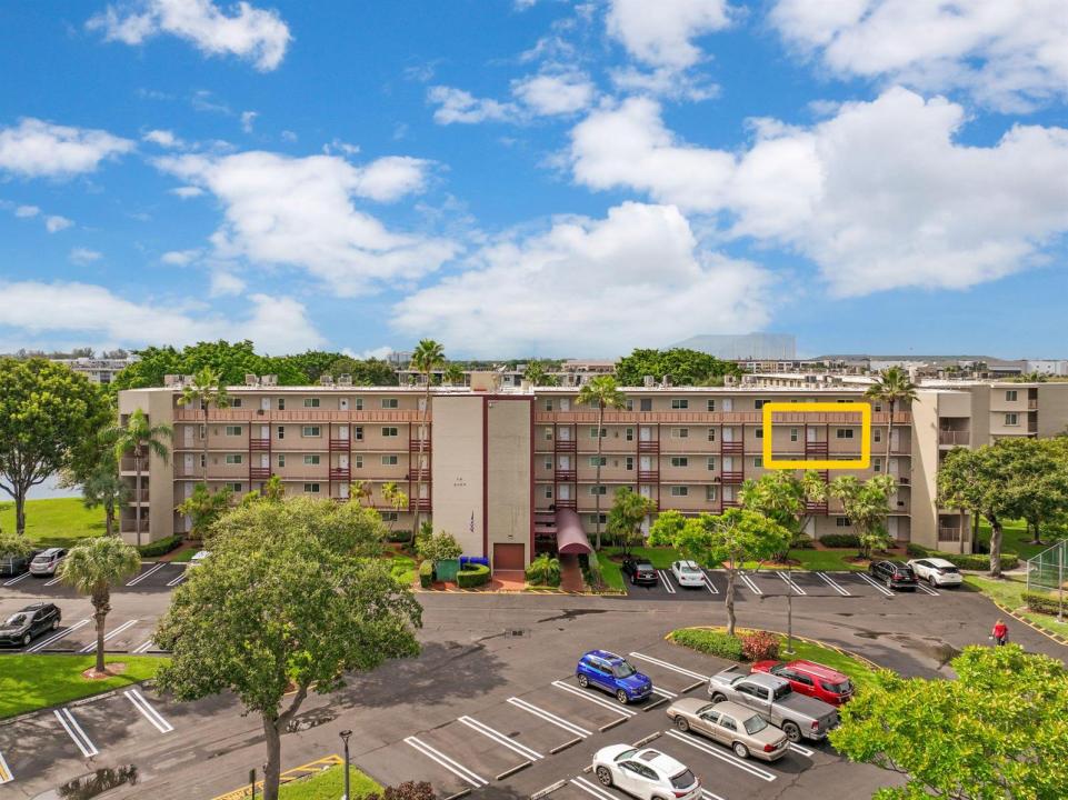 2104 S Cypress Bend Drive 408, Pompano Beach, Floride 33069, États-Unis