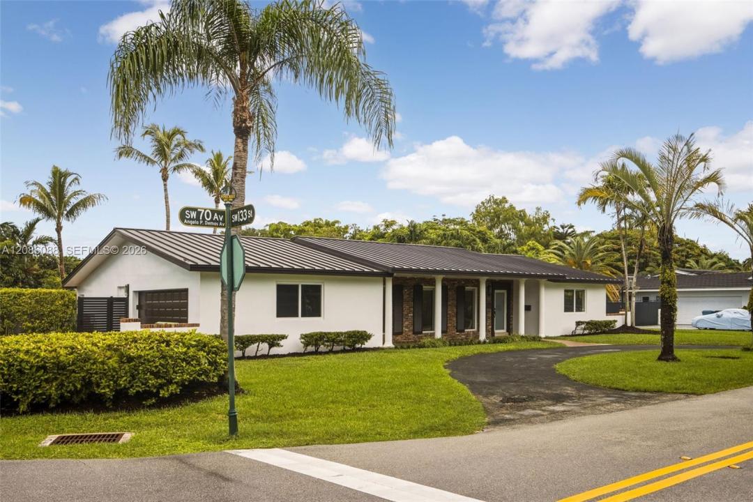 13240 SW 70th Ave, Pinecrest, Floryda 33156, USA