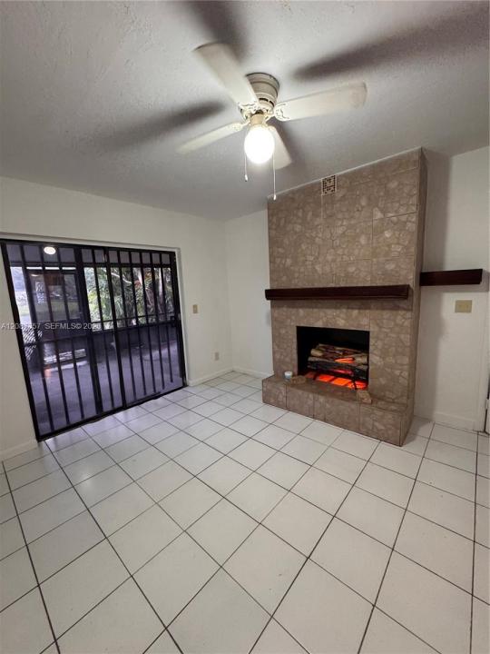 3625 SW 70th Ave 23-X, Miramar, Florida 33023, USA