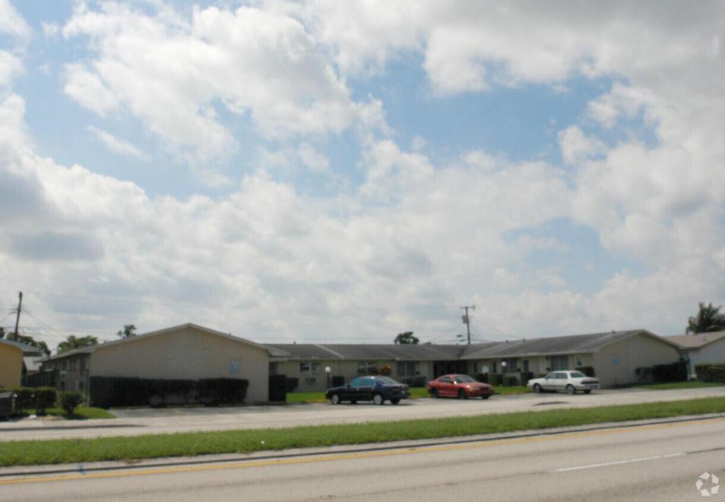 7624 PEMBROKE Road A, Miramar, Florida 33023, Stati Uniti