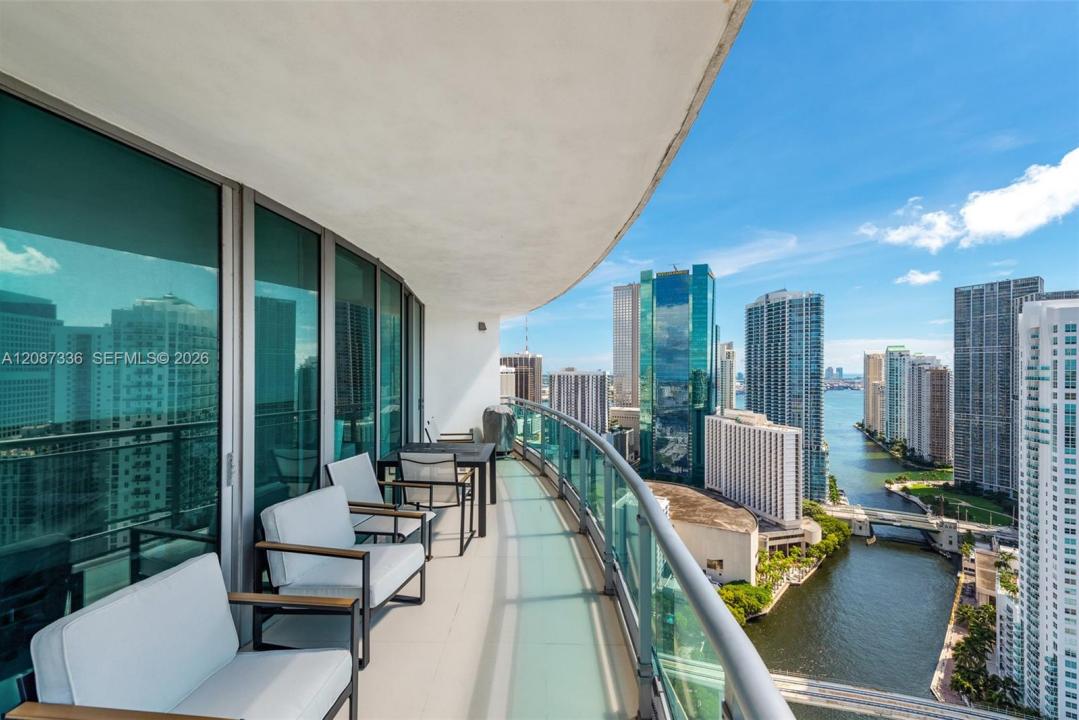 350 S Miami Ave 3802, Miami, Florida 33130, Stati Uniti