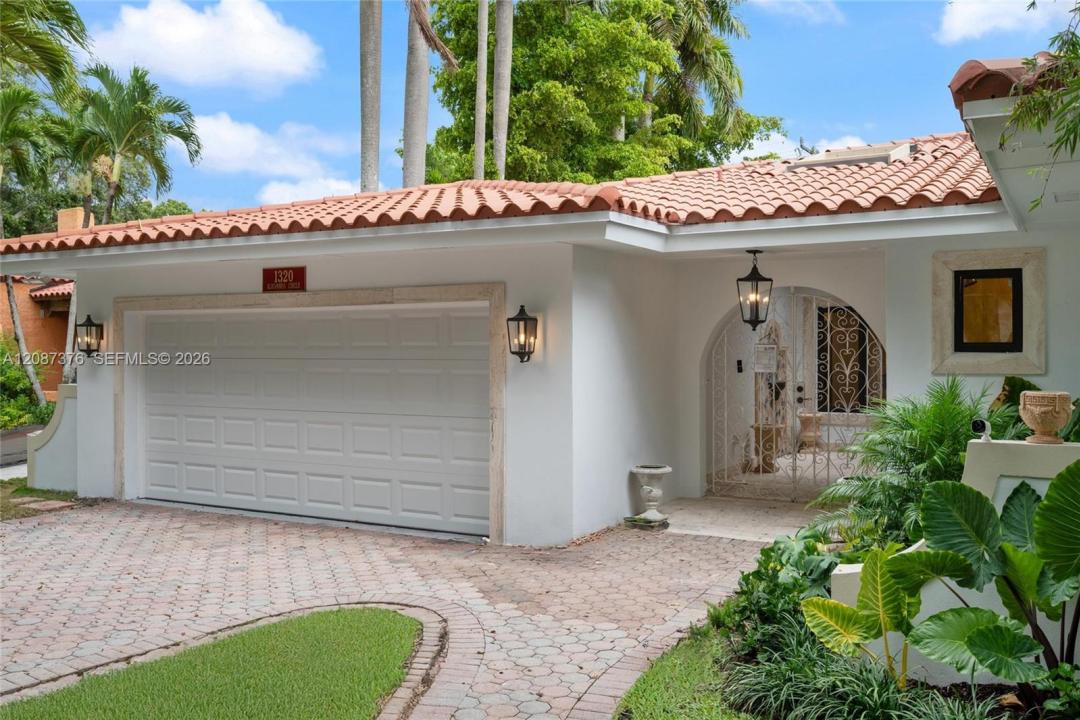 1320 Alhambra Cir, Coral Gables, Floride 33134, États-Unis