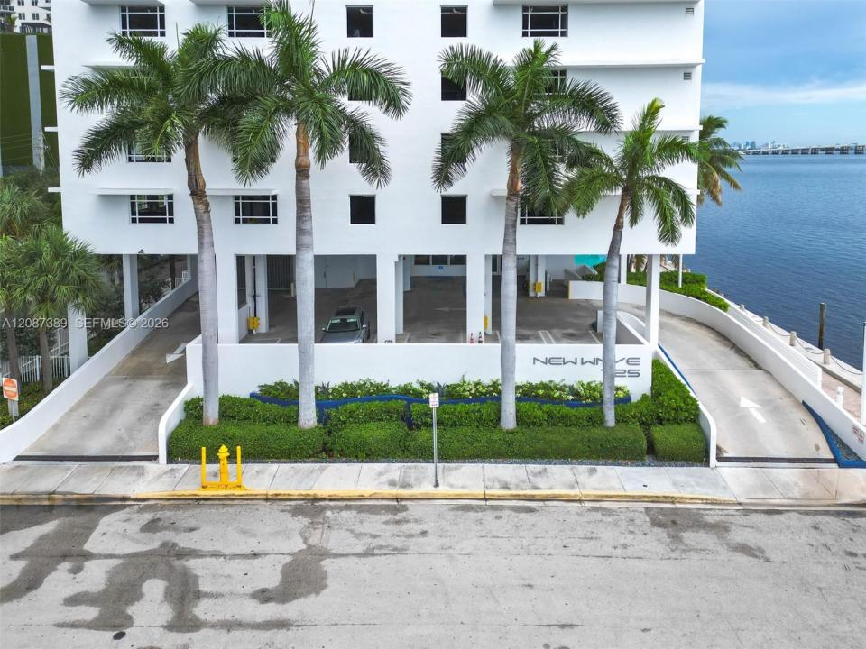 725 NE 22nd St 8E, Miami, Floride 33137, États-Unis