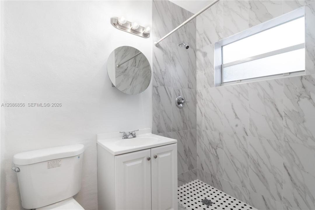 1450 SW 6th St 11, Miami, Florida 33135, Stati Uniti