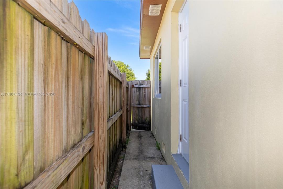619 N D ST, Lake Worth, Floride 33460, États-Unis