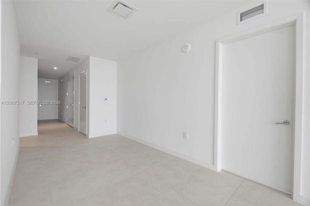 1400 BISCAYNE BLVD 4604C, Miami, Floride 33132, États-Unis
