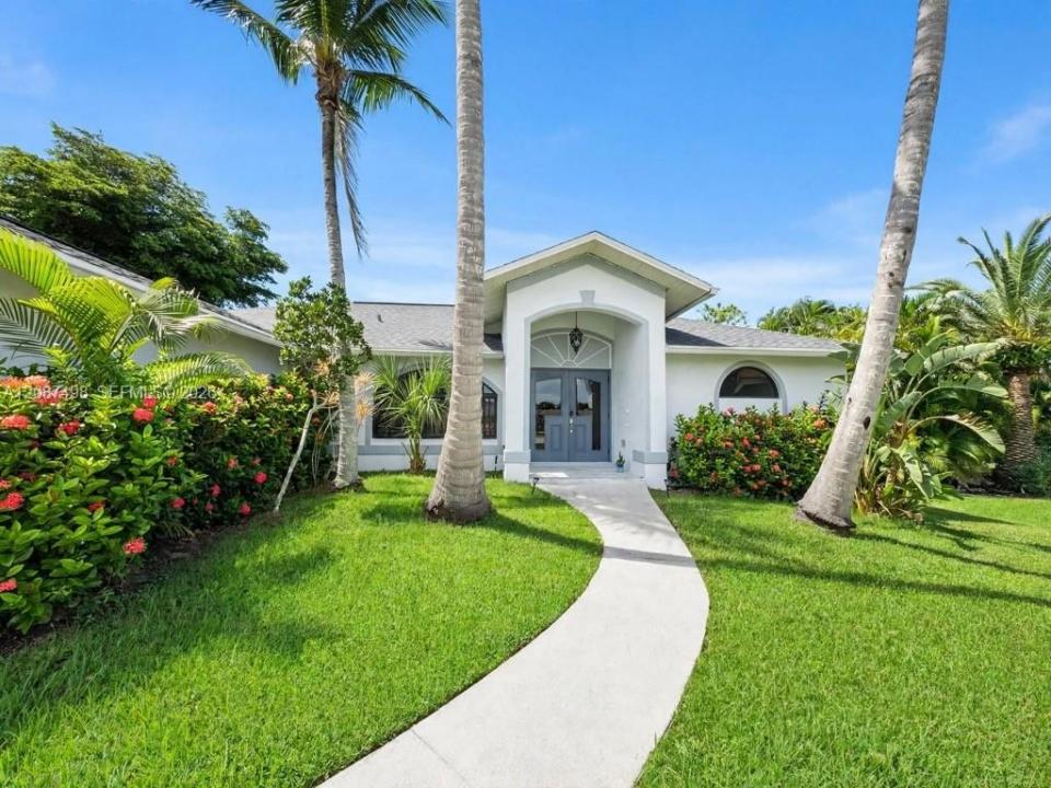 8896 Bracken Way, Fort Myers, Florida 33908, Stati Uniti