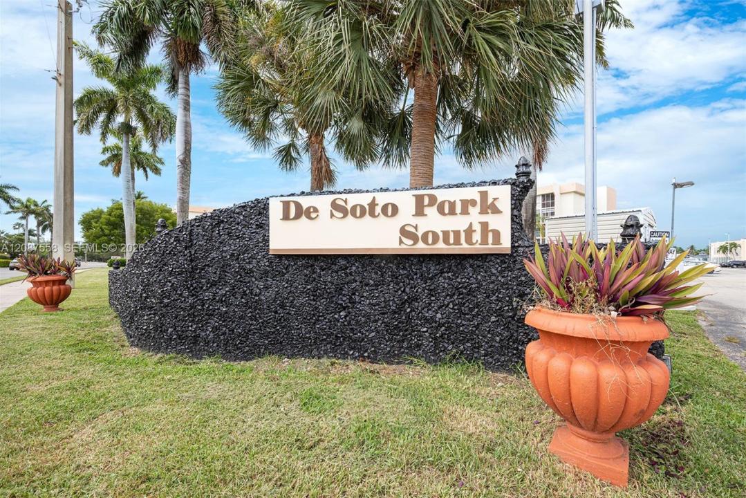 501 Three Islands Blvd 514, Hallandale Beach, Florida 33009, Stati Uniti