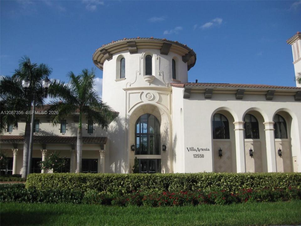 12674 NW 32nd Pl, Sunrise, Florida 33323, USA