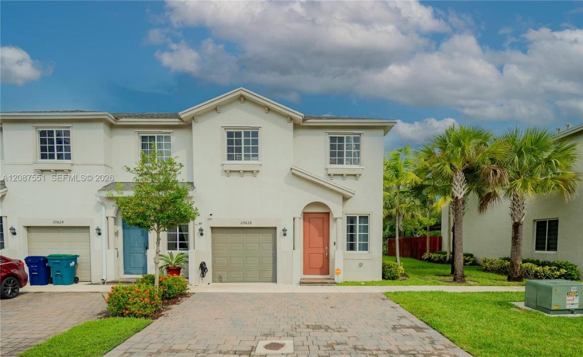 20828 NW 9 Path, Miami Gardens, Florida 33169, USA