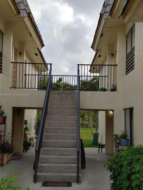 11128 Royal Palm Blvd 8-10, Coral Springs, Floride 33065, États-Unis