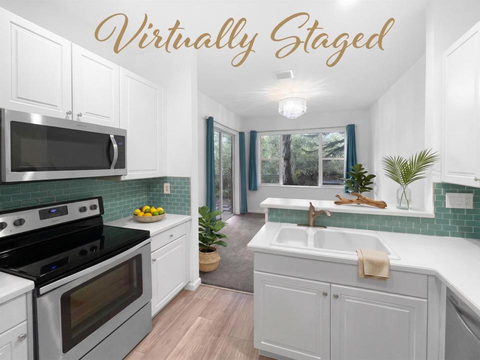 423 SW Walking Path, Stuart, Flórida 34997, Estados Unidos