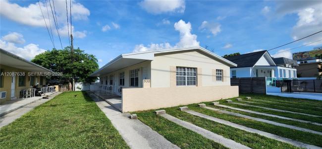 930 SW 4th Ave 3, Miami, Florida 33130, USA