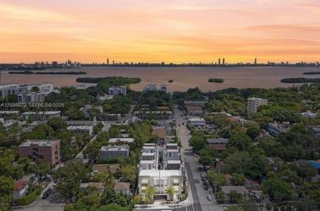 521 NE 61st St, Miami, 佛羅里達州 33137, 美國