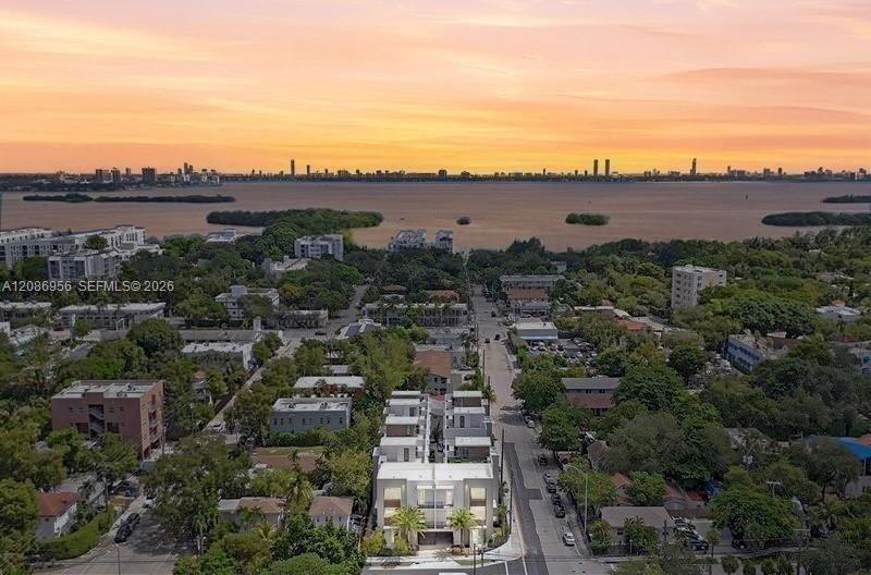 513 NE 61st St, Miami, Floride 33137, États-Unis