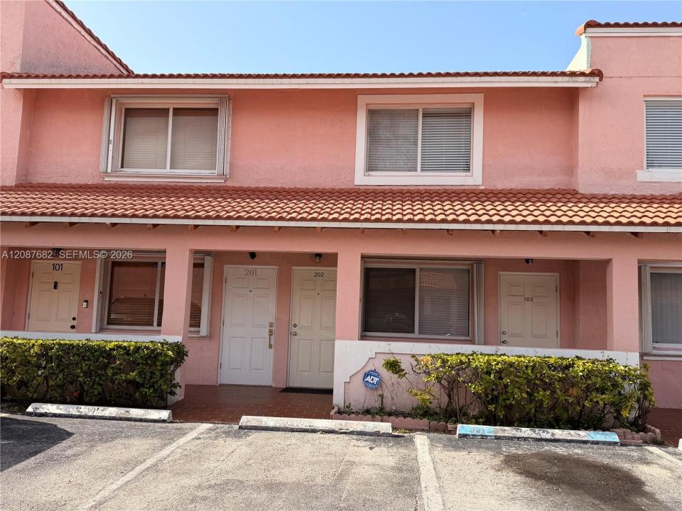 8019 Lake Dr 202, Doral, Floride 33166, États-Unis