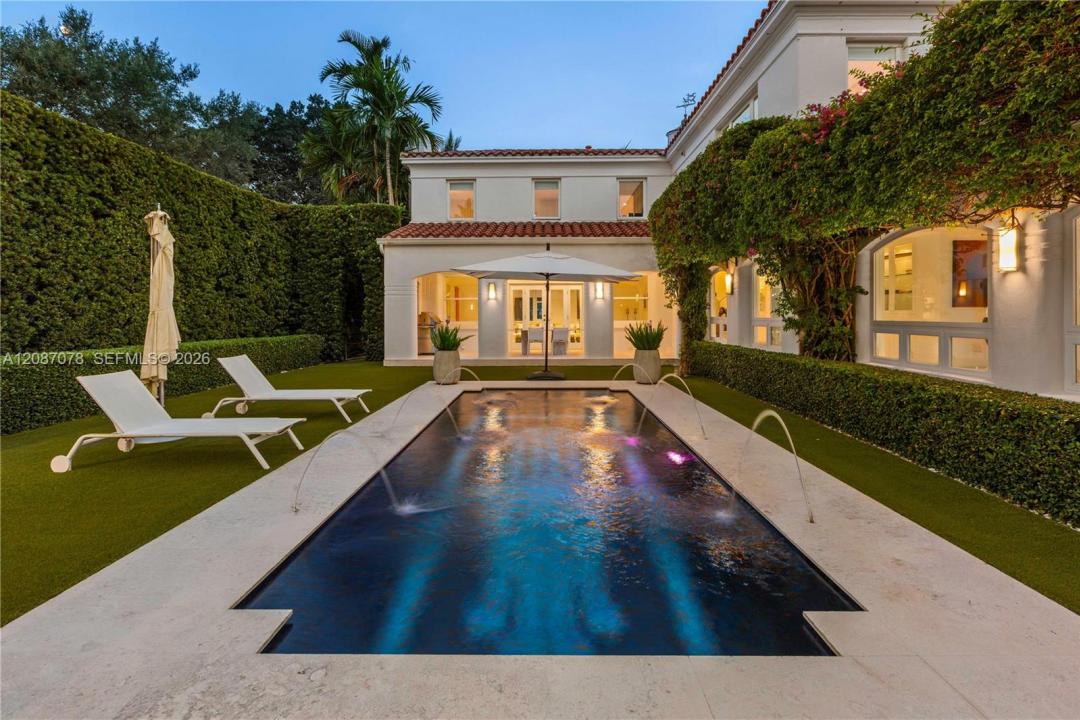1261 N Greenway Dr, Coral Gables, Floride 33134, États-Unis