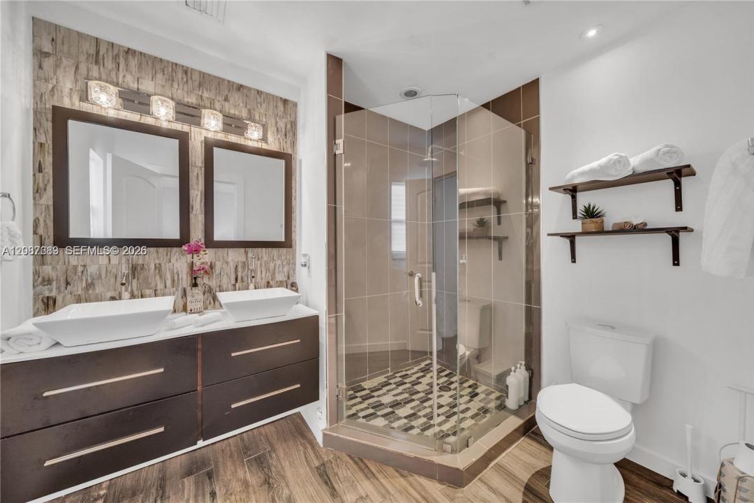 710 NE 141st St, North Miami, Florida 33161, Stati Uniti