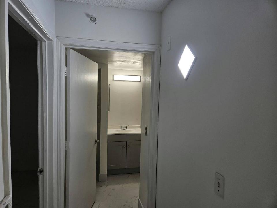 12148 Saint Andrews Place 111, Miramar, Florida 33025, USA