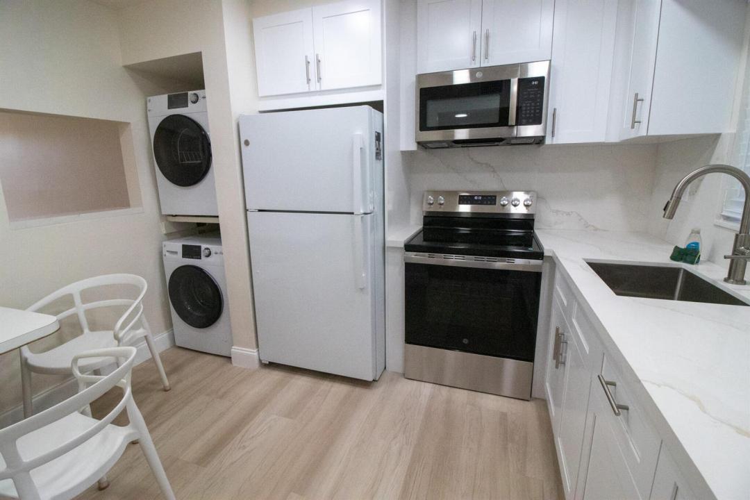 10100 NW 30th Court 107, Sunrise, Floride 33322, États-Unis
