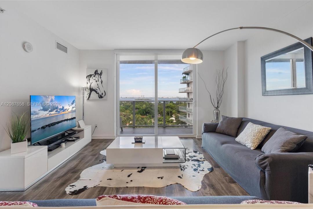 4250 Biscayne Blvd 1008, Miami, Floryda 33137, USA