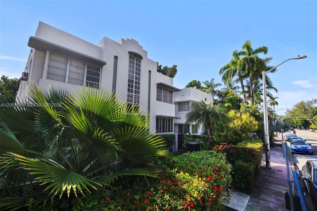 1525 Meridian Ave 202, Miami Beach, Floride 33139, États-Unis