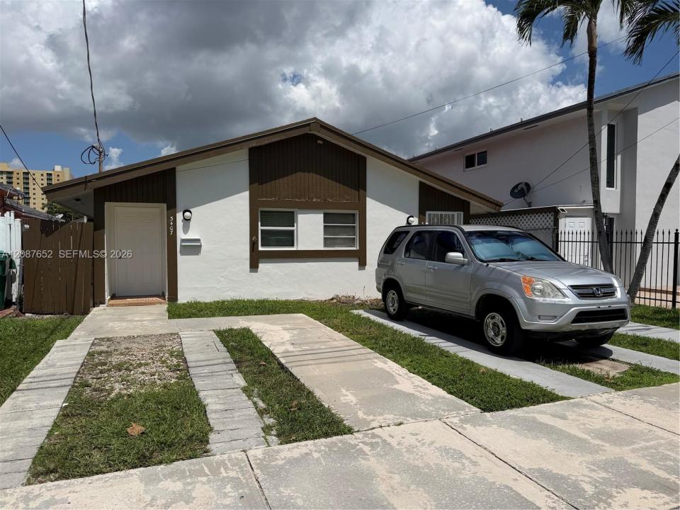 3405 SW 24th St, Miami, Flórida 33145, Estados Unidos
