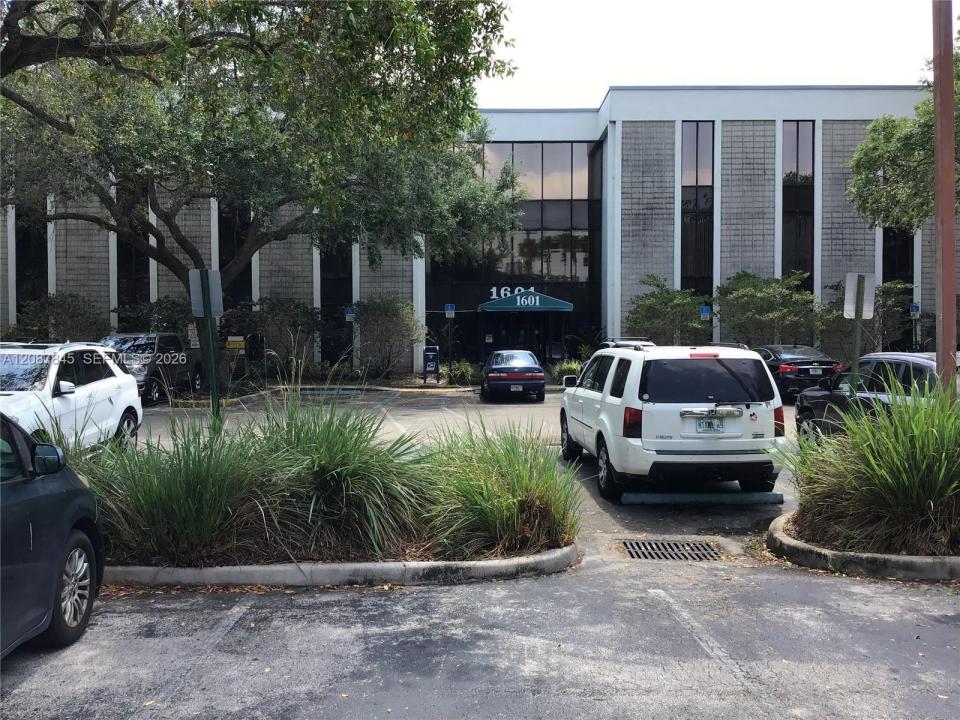 1601 N Palm Ave 101, Pembroke Pines, Floride 33026, États-Unis