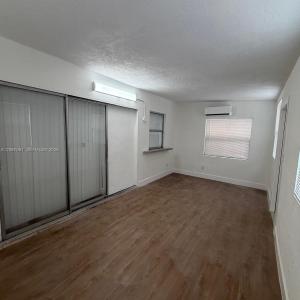 3932 NW 39th Ave, Lauderdale Lakes, Floride 33309, États-Unis
