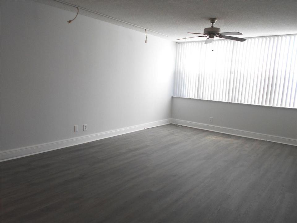 2781 TAFT Street 311, Hollywood, Floryda 33020, USA