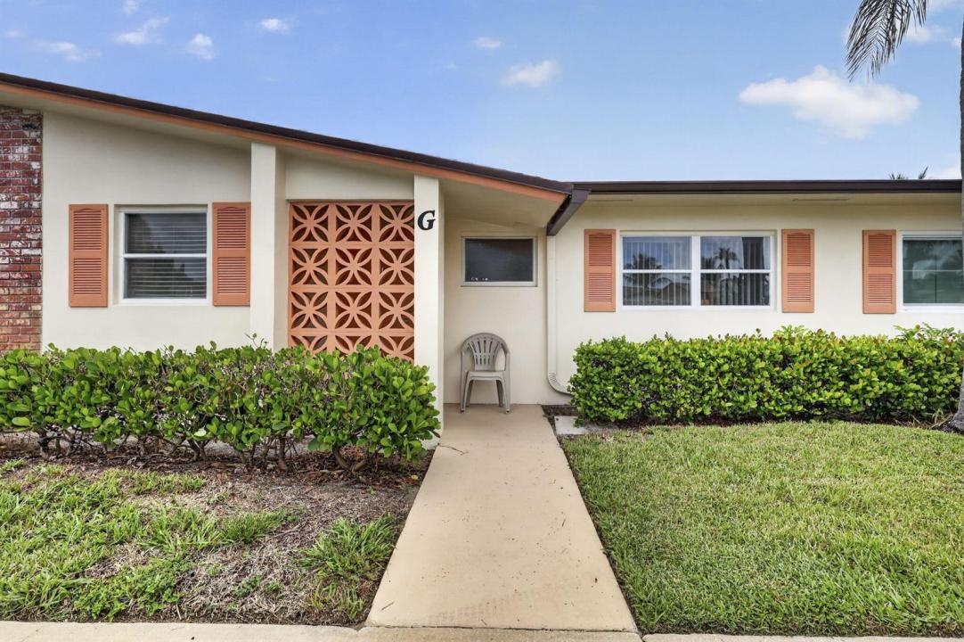 2990 Crosley E Drive G, West Palm Beach, Florida 33415, USA