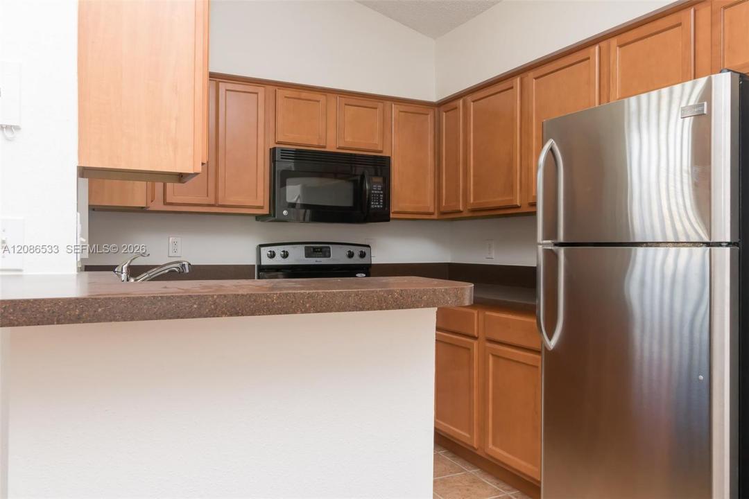 7680 Westwood Dr 831, Tamarac, Florida 33321, Stati Uniti