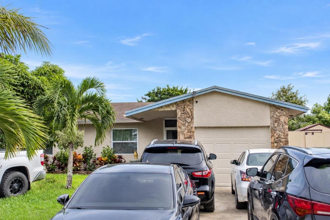 7526 SW 8th Street, North Lauderdale, Floride 33068, États-Unis