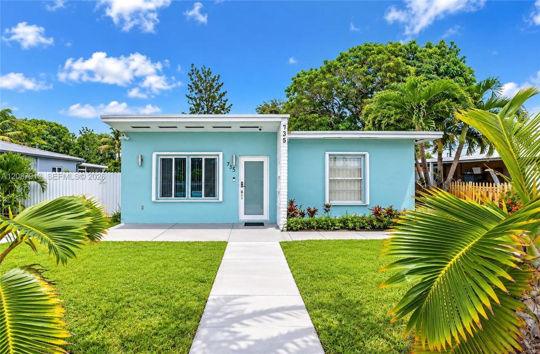 735 NW 129th St, North Miami, Florida 33168, USA