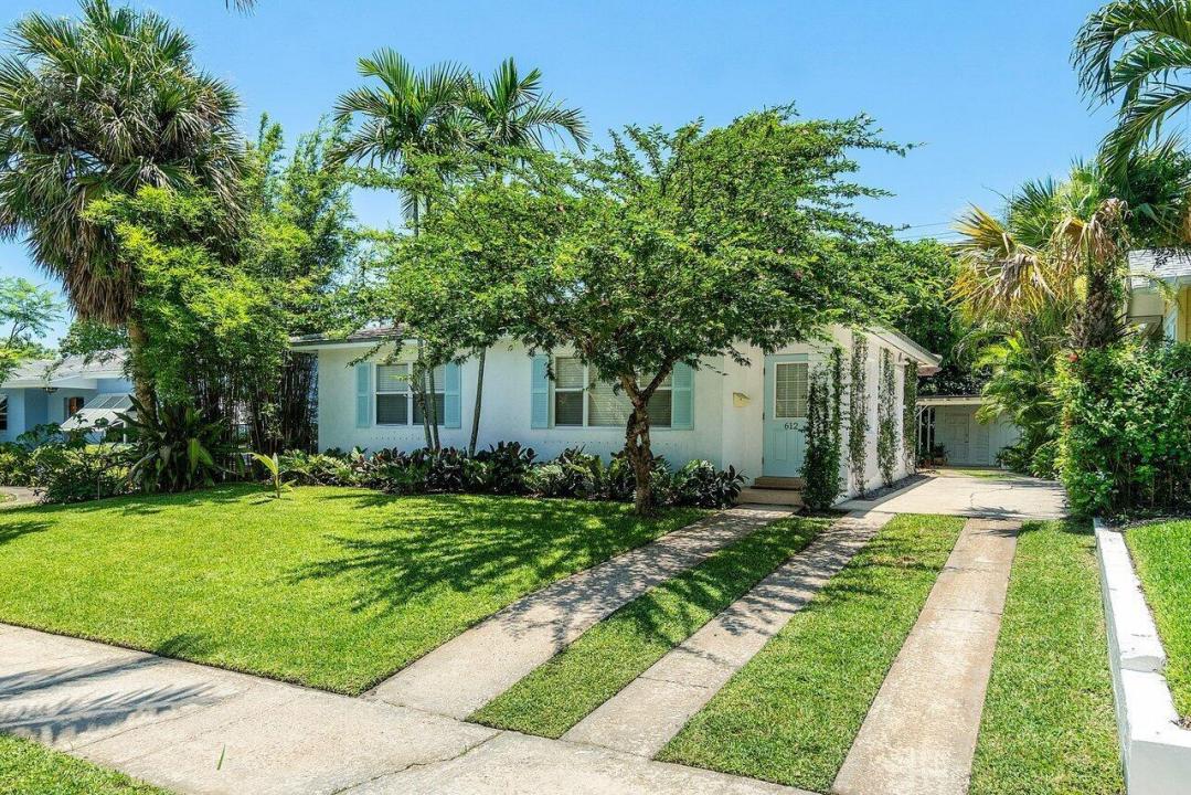 612 KANUGA Drive, West Palm Beach, Florida 33401, USA