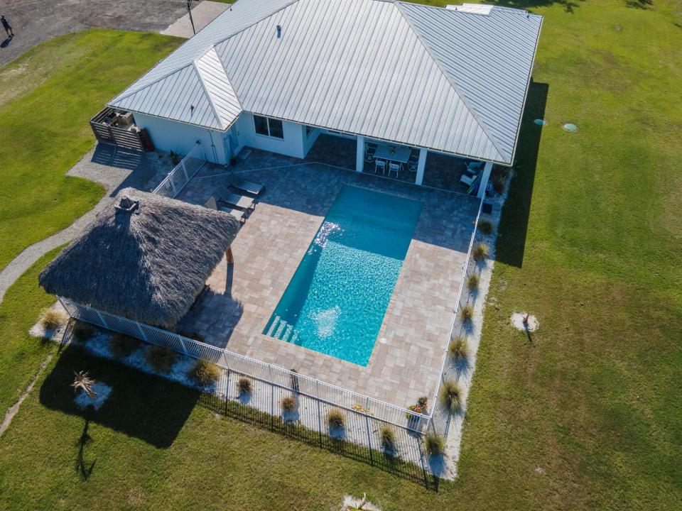 5371 S 25th Street, Fort Pierce, Florida 34981, USA