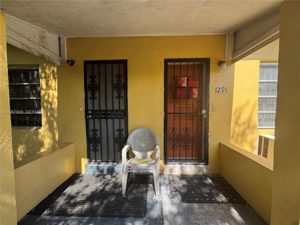 1291 NW 57th St 1291, Miami, Floride 33142, États-Unis